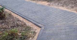 Укладка тротуарной плитки на основание в Белой Калитве в октябре